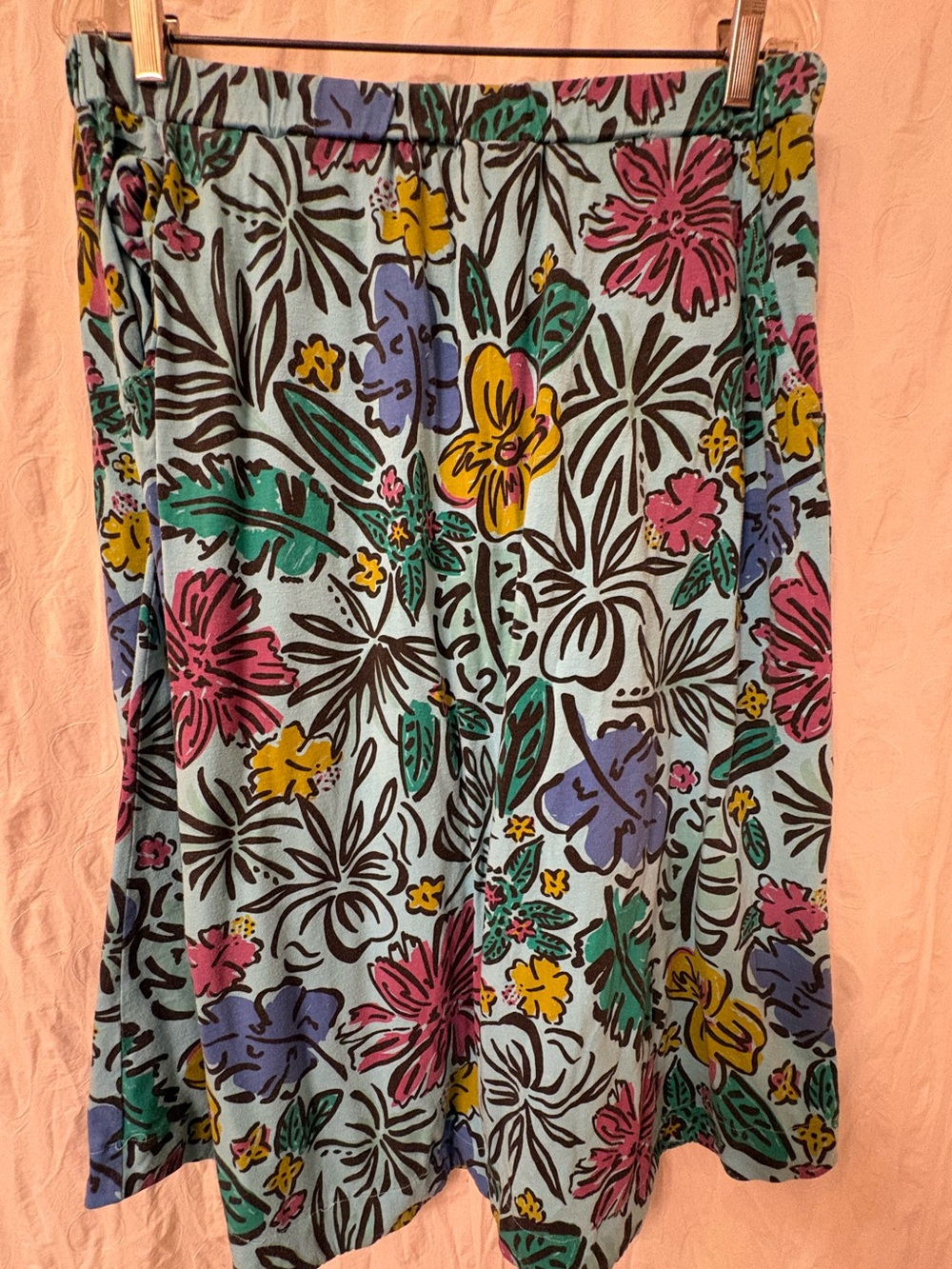 Fresh Produce cotton floral midi skirt. Size Large.